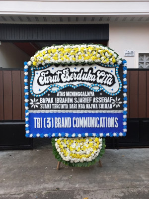 Papan Bunga Duka di Jati Padang